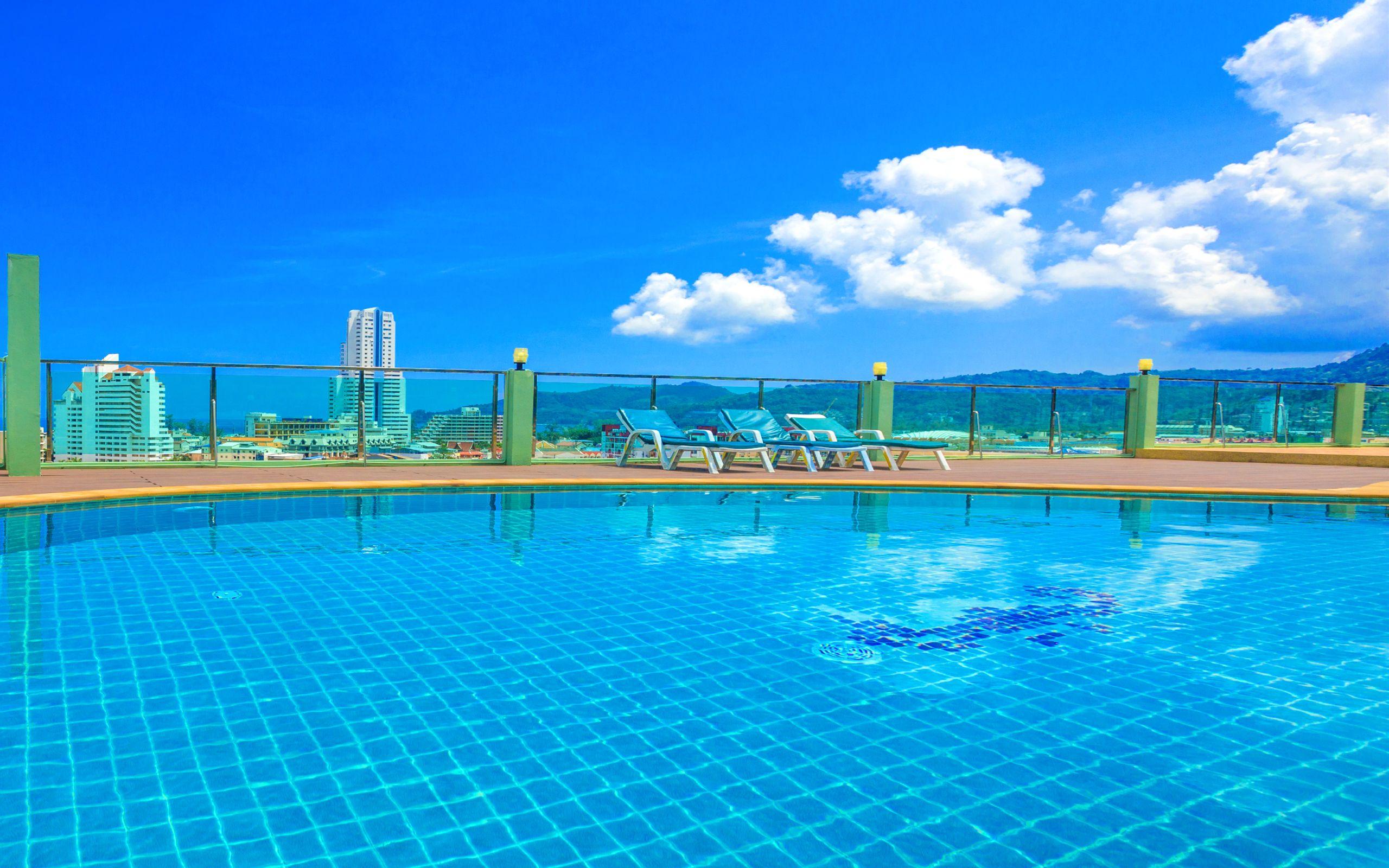 Add Plus Hotel & Spa Patong Екстер'єр фото