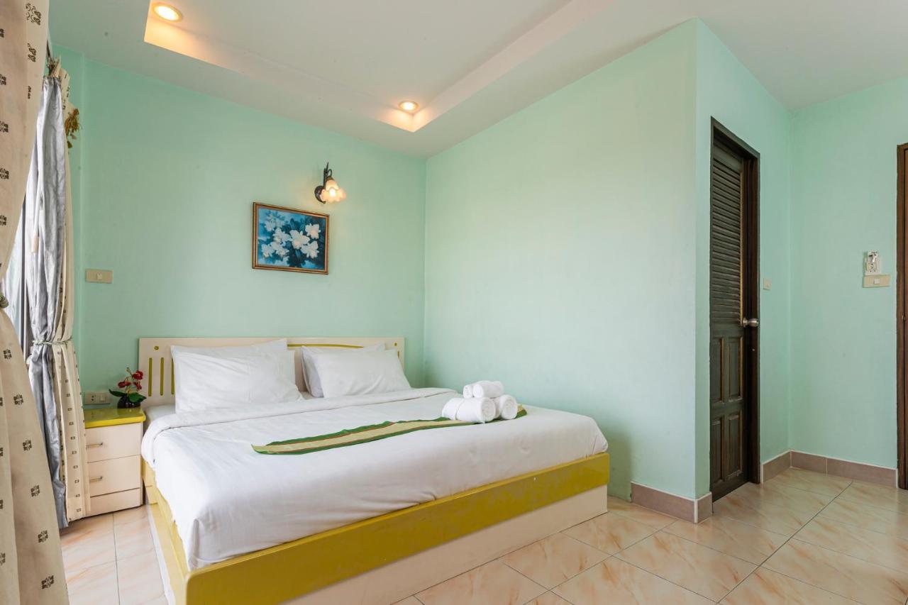 Add Plus Hotel & Spa Patong Екстер'єр фото