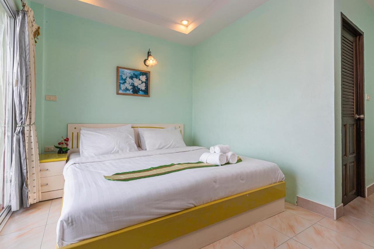 Add Plus Hotel & Spa Patong Екстер'єр фото