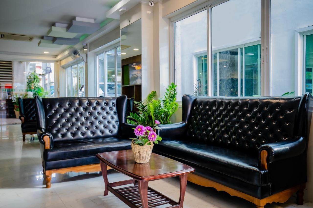 Add Plus Hotel & Spa Patong Екстер'єр фото